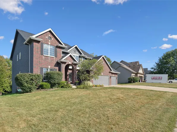 3703 149th St, Urbandale, IA 50323
