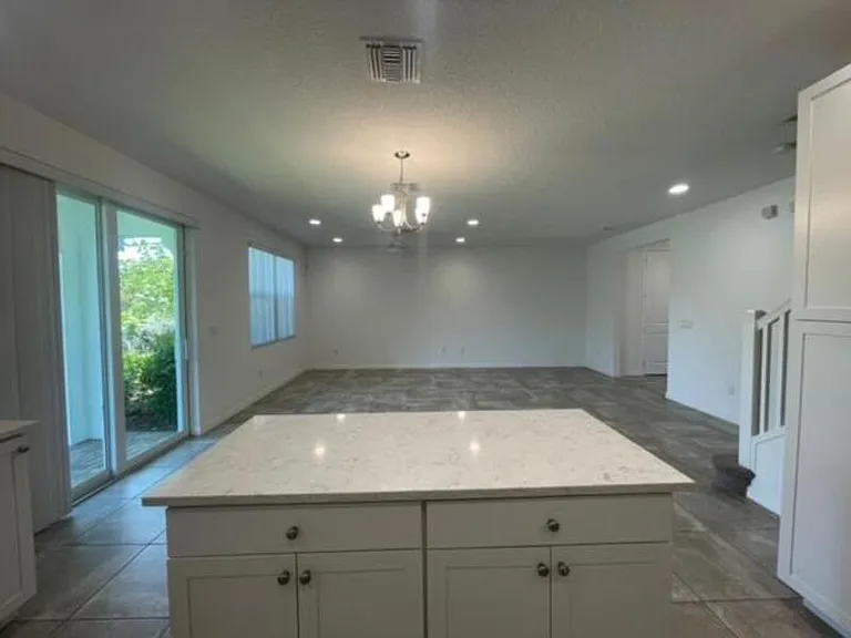 12885 Trevi Isle Dr — Photo 28
