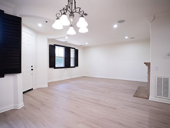 5th image of 6956 Vining St