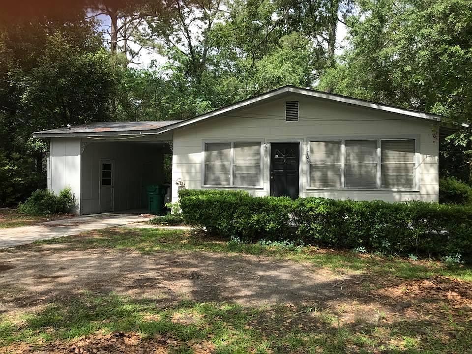 1st image of 1705 Azalea Dr