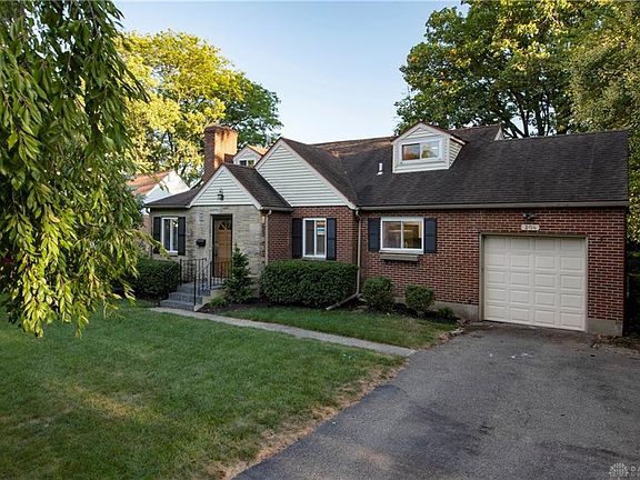 4th image of 204 Oakview Dr