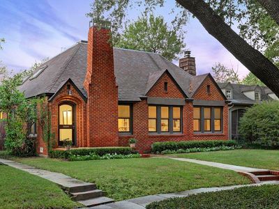 2240 Wroxton Rd, Houston, TX, 77005