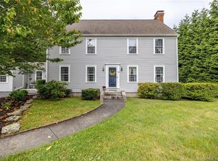 65 Little Gull Ln, Mystic, CT 06355