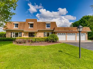 217 Rue Jardin, Deer Park, IL 60010