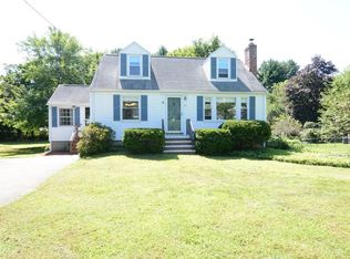 23 Brooksbie Rd, Bedford, MA 01730