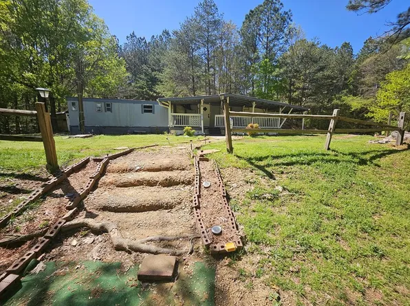 551 Crandall Ellijay Rd, Chatsworth, GA 30705