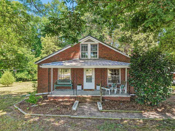 2207 Wildcat Creek Rd, Chapel Hill, NC 27516