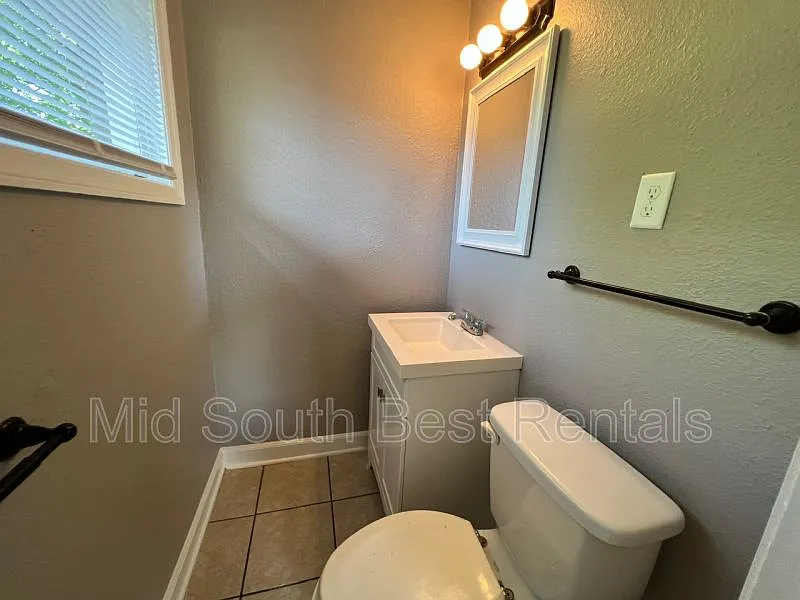 3841 Denver St — Photo 4