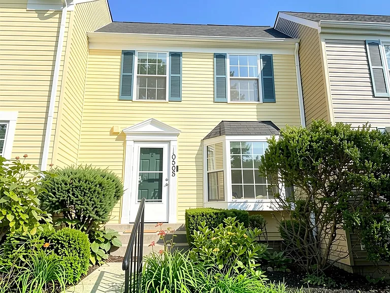 10508 Smithy Ct — Photo 1