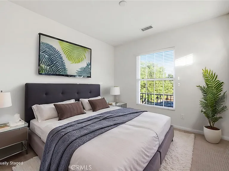 9 Preston — Photo 14