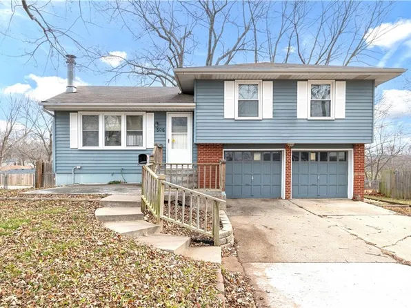 506 SW 25th St, Blue Springs, MO 64015