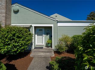 8650 Onyx Dr SW UNIT F, Tacoma, WA 98498
