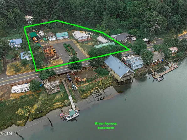 959 Siletz Hwy, Lincoln City, OR 97367