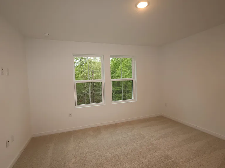 45 Basswood St — Photo 23