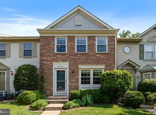 3737 Mazewood Ln, Fairfax, VA 22033
