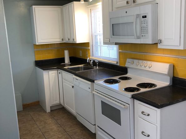 140 S Florida St, Buckhannon, WV 26201