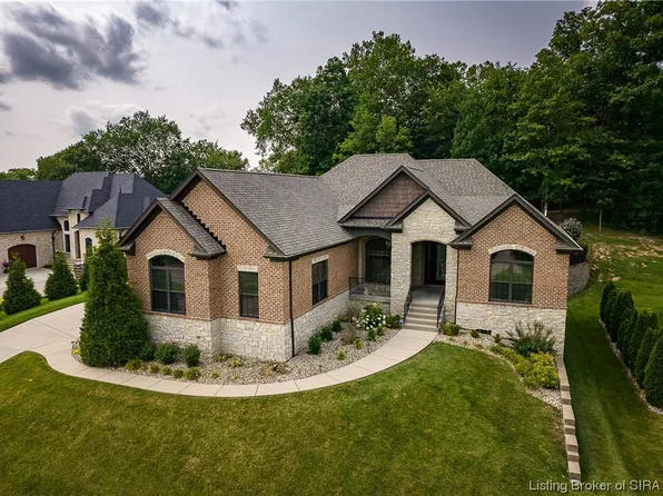 3608 Lafayette Parkway, Floyds Knobs, IN 47119