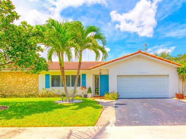 107 Winged Foot Ln, Boca Raton, FL 33431