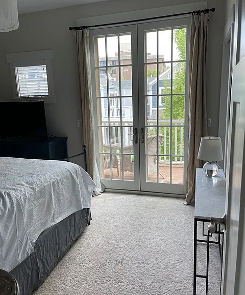 132 School St — Photo 36