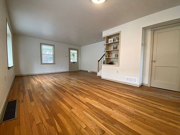 Dining / living room 