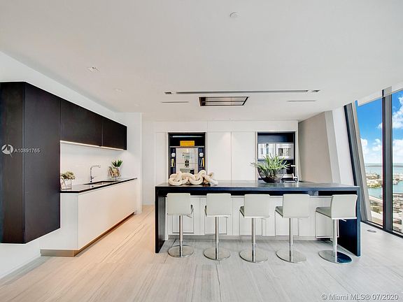 5th image of 10001 Biscayne Blvd #3001