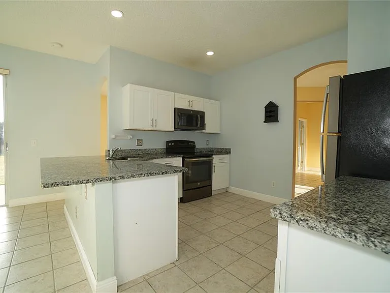 2560 Sage Dr W — Photo 9