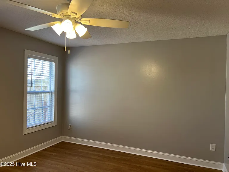 2600 Saddleback Dr #B — Photo 22