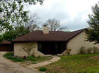 2511 Whispering Oaks Cir, Bryan, TX 77802