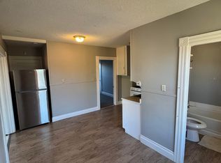 34 Cheney Pl APT 3F, Manchester, NH 03101