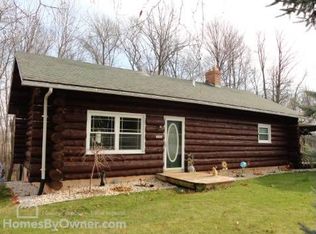 N6984 Lowell Rd, Luxemburg, WI 54217