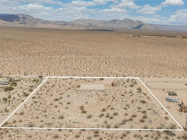 2595 Pima St, Sandy Valley, NV 89019