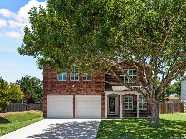 15811 BRISBANE DR, Selma, TX 78154