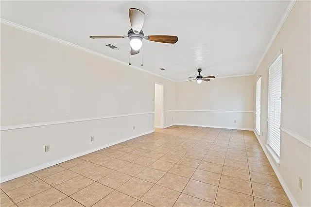 4712 Loveland St — Photo 4