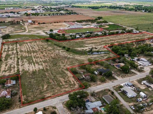 TBD N Windy Knoll, Devine, TX 78016