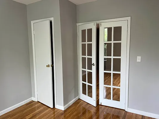 Rented by Premier One Realty LLC | media 17