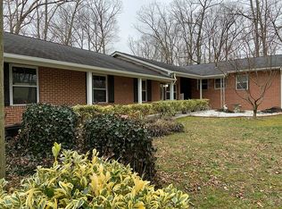 7350 Woodhaven Dr, La Plata, MD 20646