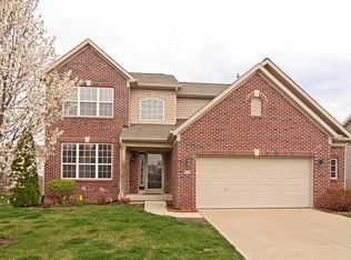 6180 Saw Mill Dr, Noblesville, IN 46062