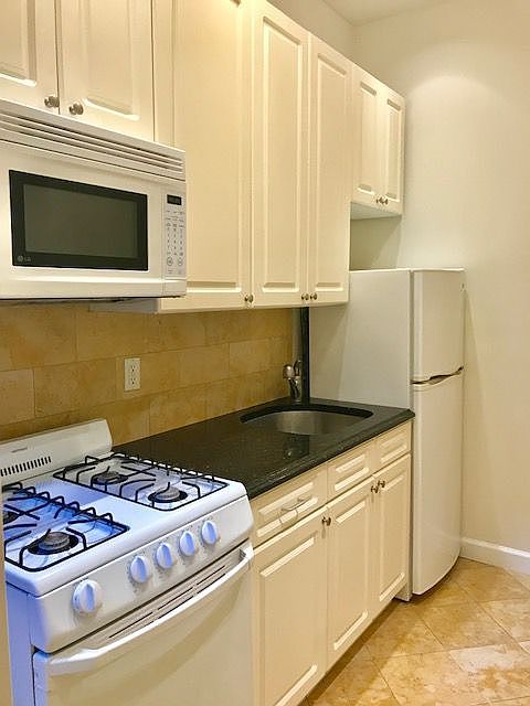1st image of 551 3rd Ave APT 23