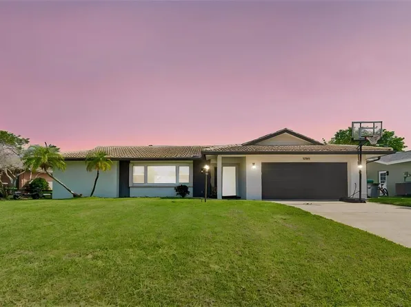 13901 88th Ter, Seminole, FL 33776