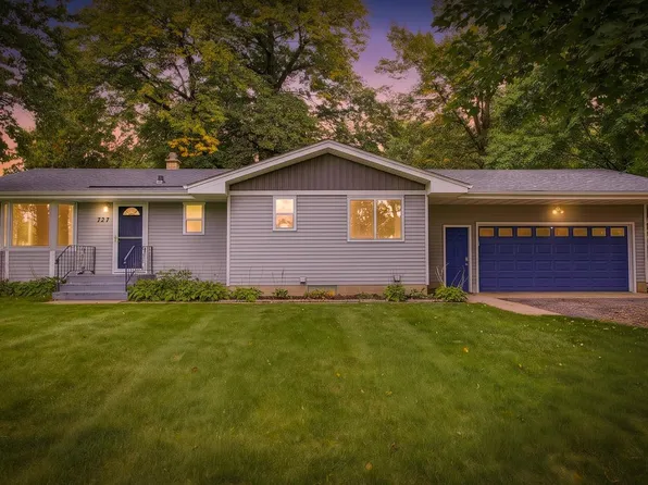 727 Tanglewood Dr, Shoreview, MN 55126
