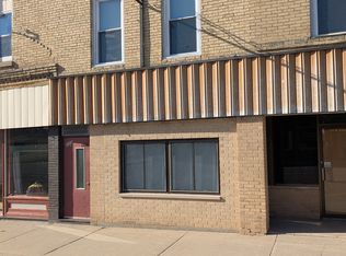 121A W Edgewater St, Cambria, WI 53923
