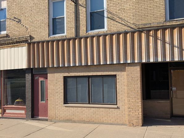 121A W Edgewater St