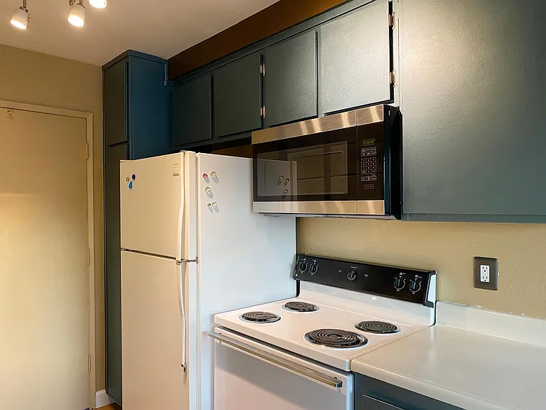 525 N Sycamore Ave — Photo 14