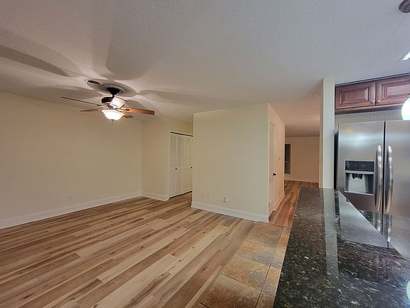 4th image of 7914 Gleason Dr APT 1149