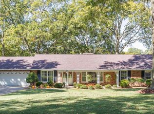 9015 Whitehaven Dr, Saint Louis, MO