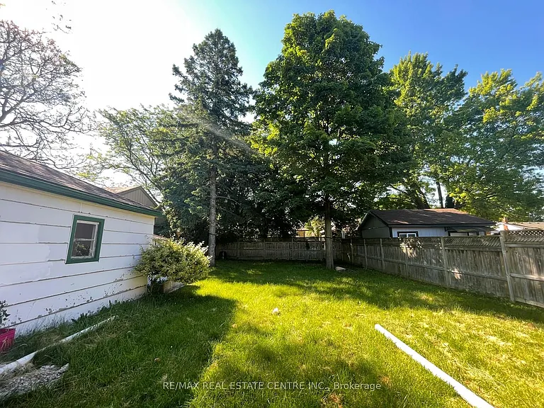 41 Belleview Ave E #UPPER — Photo 8