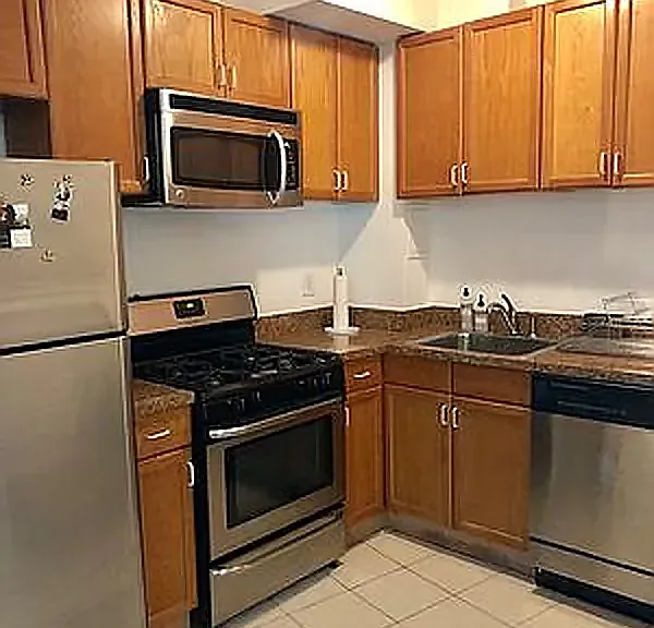 122 Greene St #3 — Photo 3