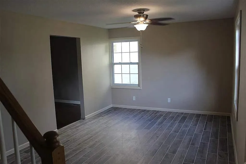 4 bed, 1980 sqft, $1,595 — Photo 3