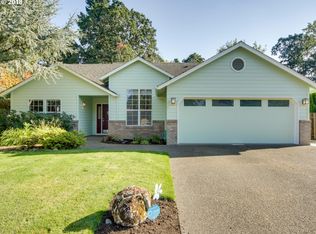 1927 Westlake Loop, Newberg, OR 97132