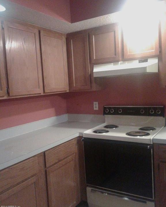 2nd image of 8804 Townsquare Ct